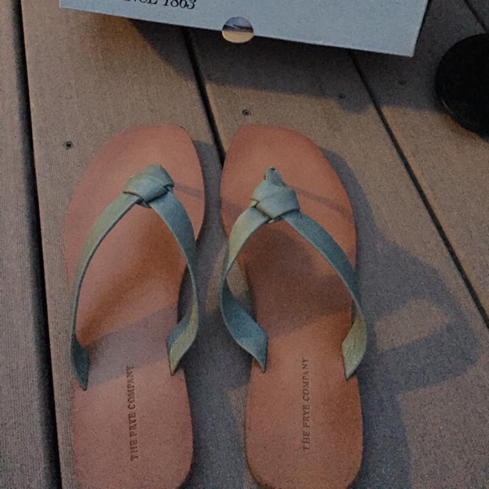 Frye Sandals, Women's Size 7. Brand New. - Picture 1 of 3